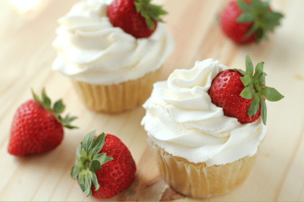 whipping-cream_06-600x400.png