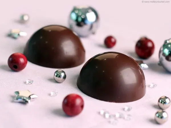 chocolate-spheres-recipe-1200_4e7ac61822bf441891b3f00b373d25ae_grande.webp